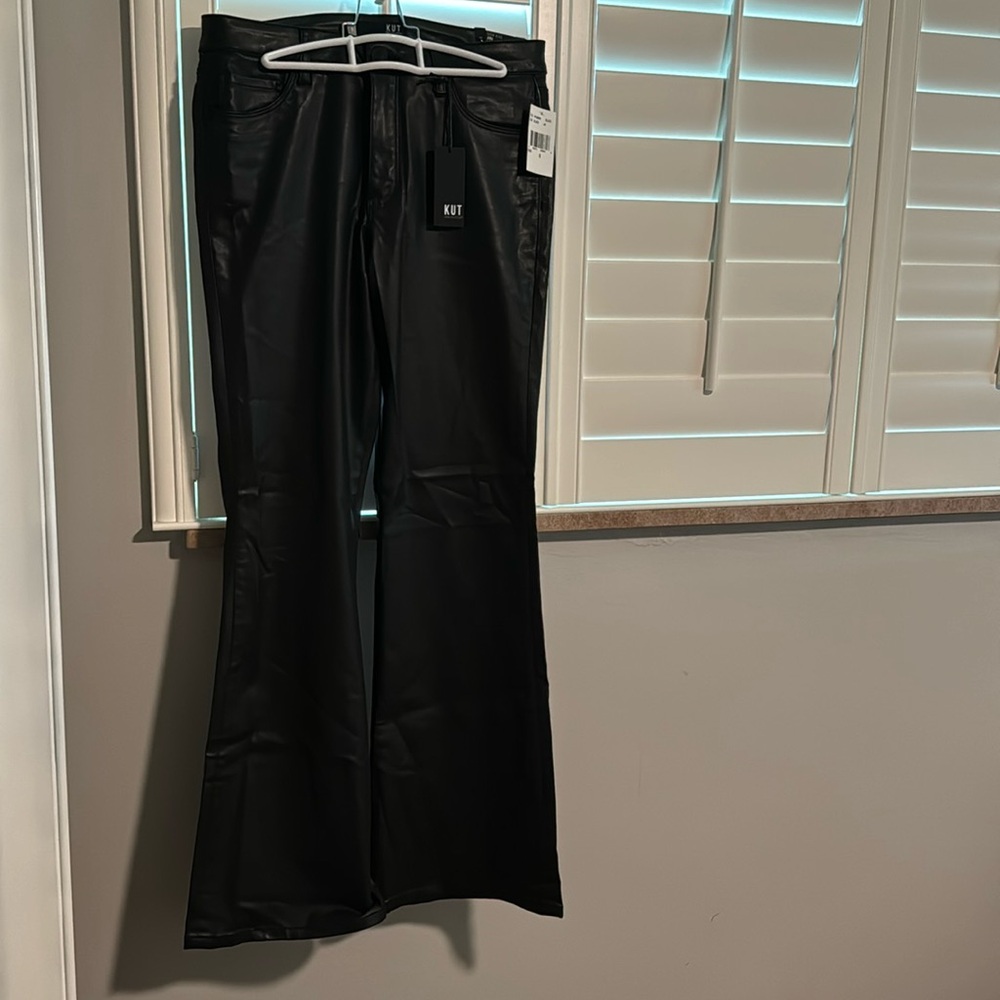 Kut Ana fab ab black coated high rise flare jean. Size 8. NWT